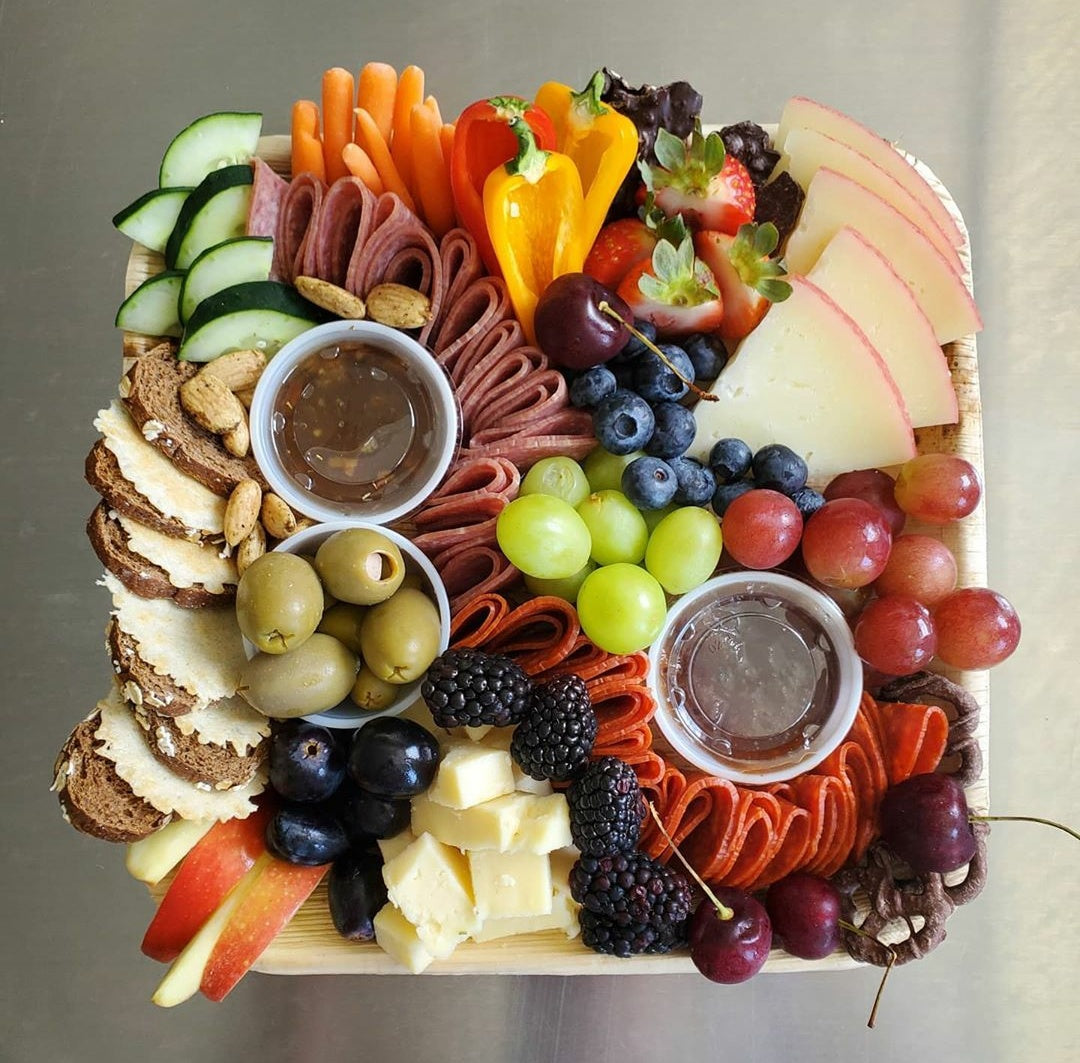 Palm Leaf Dinner Plates (9” Square) — 100% Compostable, Chemical-Free (100 Pack)